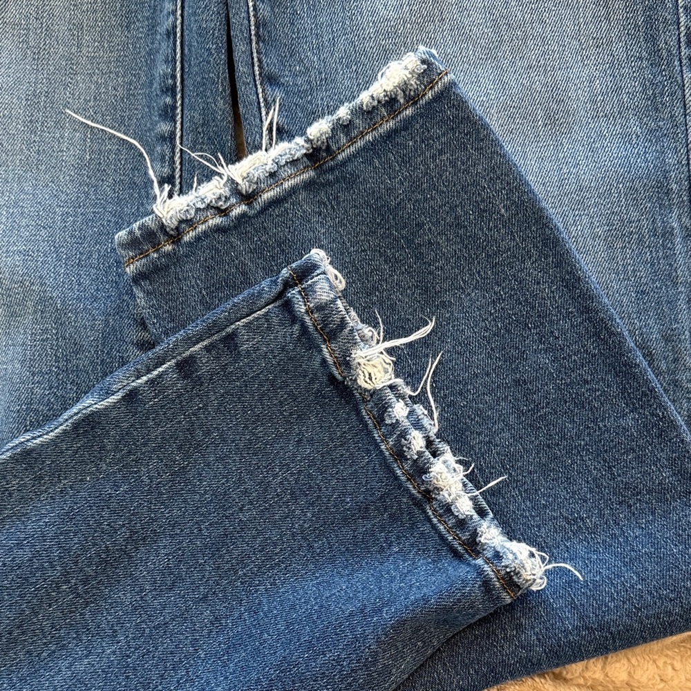 Good American Straight Leg Blue Jeans in Light Indigo Size 4/27 - Picture 5 of 9